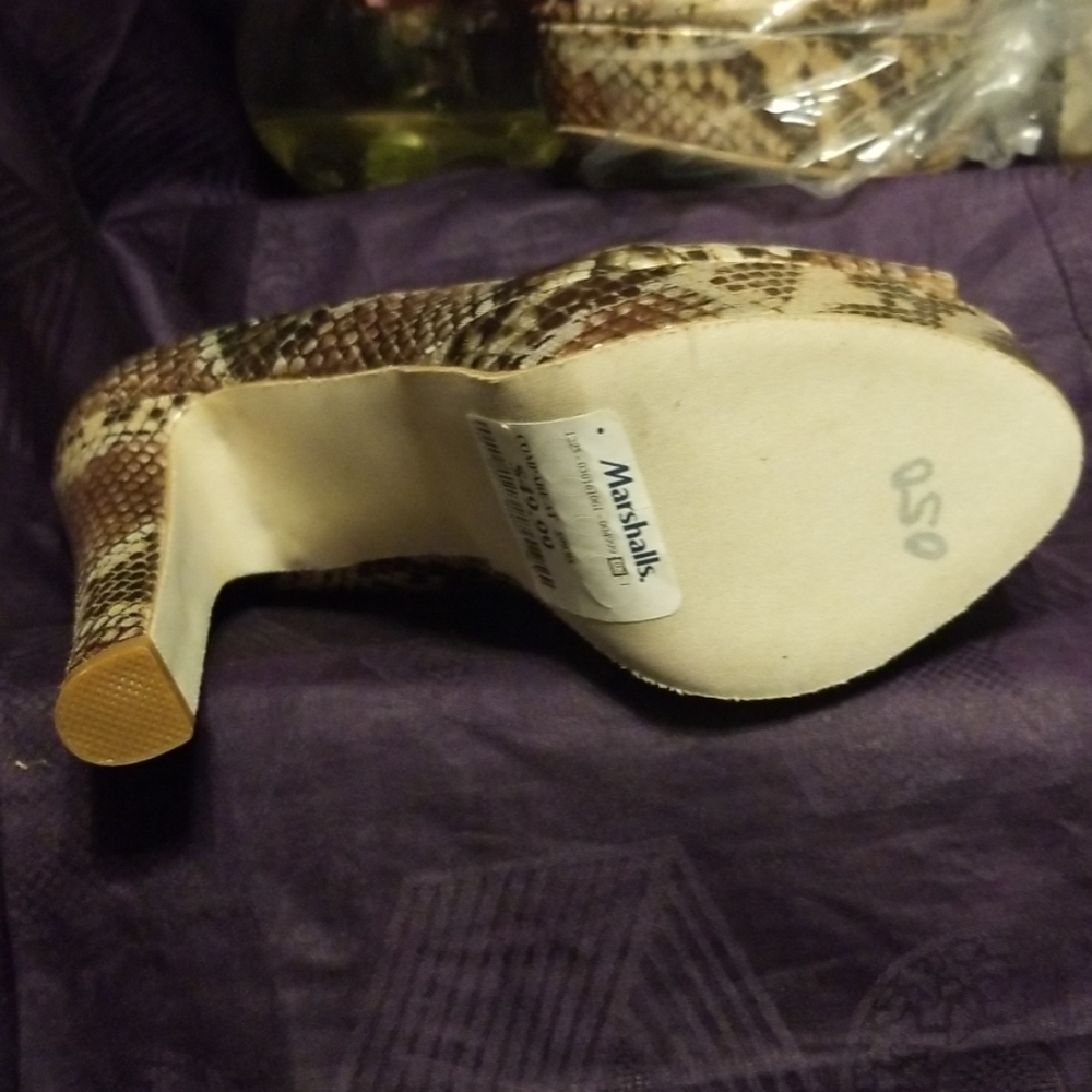 Shoes: NWOT Steve Madden Animal Print Block heels - Picture 5 of 5